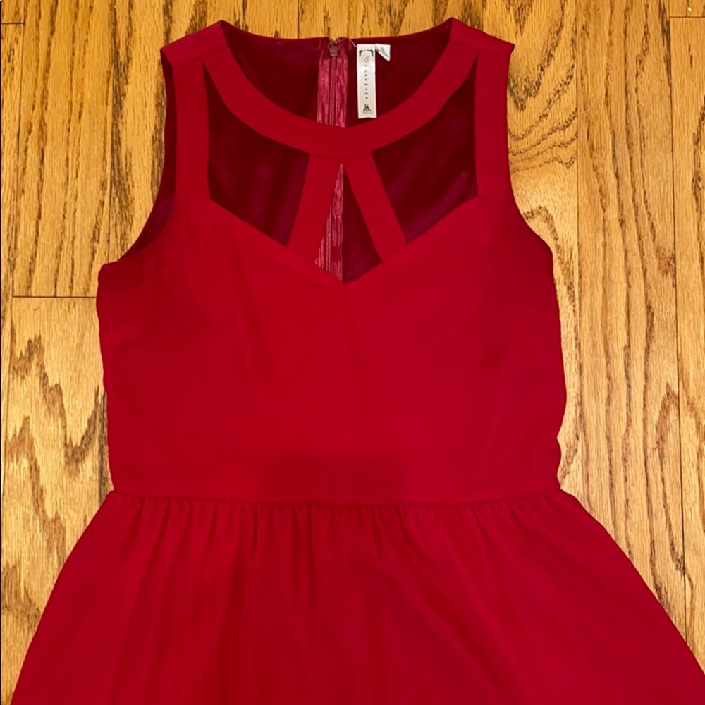 Red Dress - Picture 2 of 4